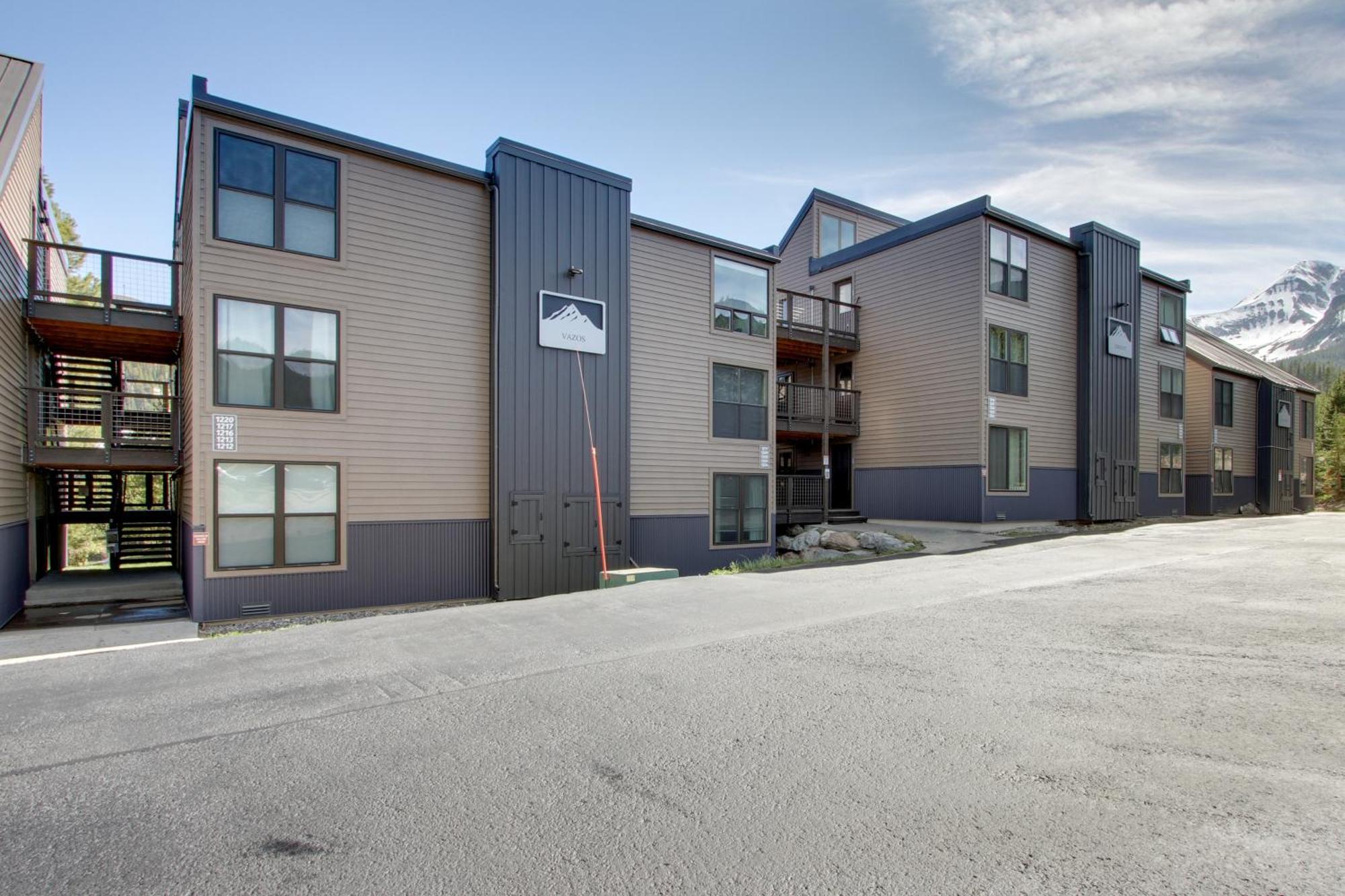 Modern Mountain-View Condo At Big Sky Resort! Екстер'єр фото